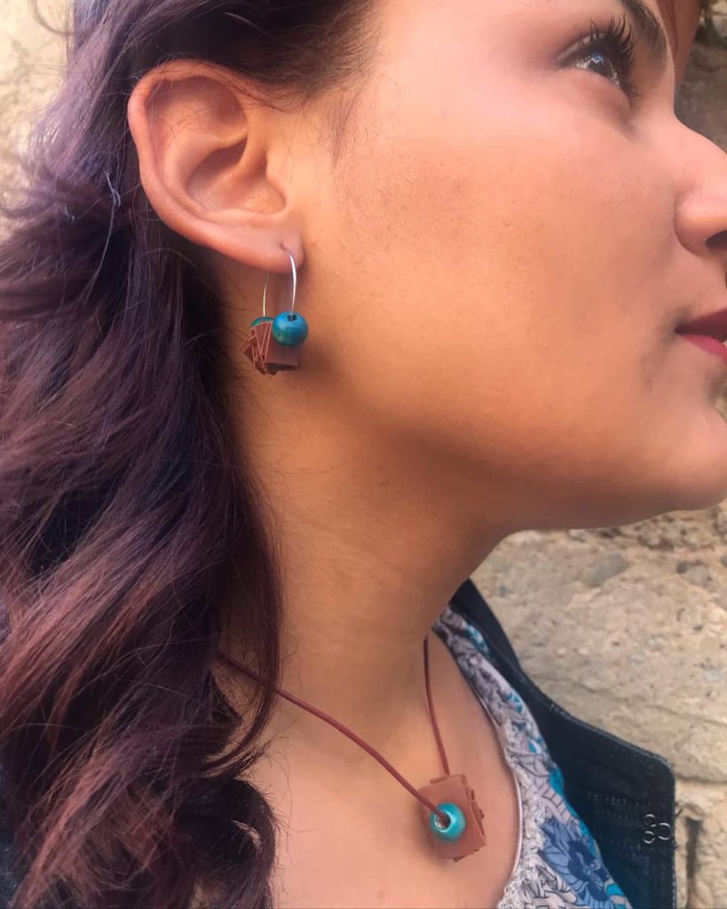 Pendientes aro cuero